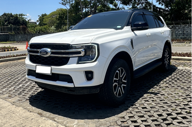 FORD EVEREST TREND