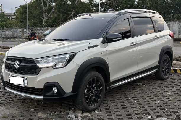 SUZUKI XL7